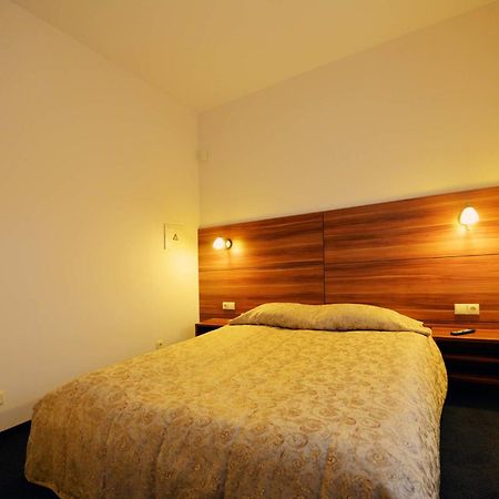 Guest House & Villa Astoma Palanga Kamer foto